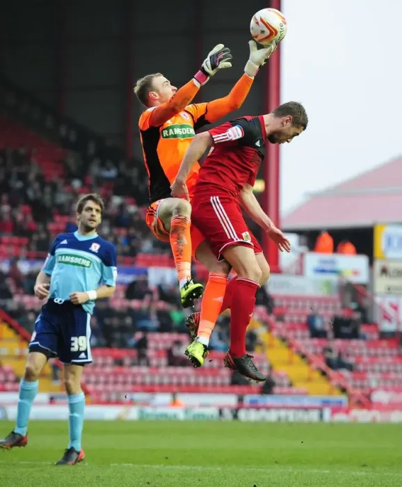 Framed Print : Battling for Supremacy: Davies vs Steele in the High Ball Showdown - Bristol City vs Middlesbrough