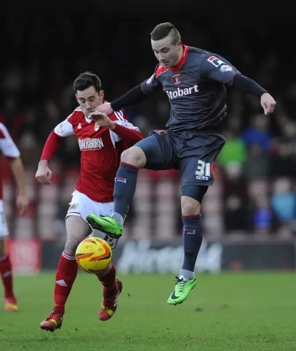 Framed Print : Battling for Supremacy: Greg Cunningham vs. Michael Drennan in Bristol City vs. Carlisle United (Sky Bet League One, 2014) Framed Print : Battling for Supremacy: Greg Cunningham vs. Michael Drennan in Bristol City vs. Carlisle United (Sky Bet League One, 2014)