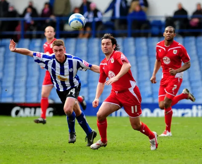 Framed Print : Battling for Supremacy: Hartley vs. Potter in the Championship Clash between Sheffield Wednesday and Bristol City (16th March 2010) Framed Print : Battling for Supremacy: Hartley vs. Potter in the Championship Clash between Sheffield Wednesday and Bristol City (16th March 2010)