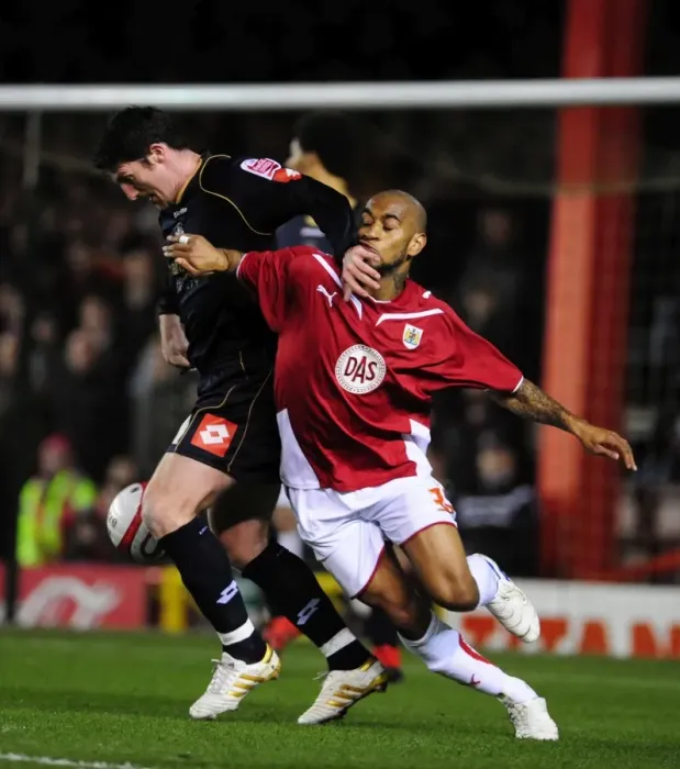 Framed Print : Battling for Supremacy: Haynes vs. Macken in the Championship Clash between Bristol City and Barnsley (23 / 03 / 2010) Framed Print : Battling for Supremacy: Haynes vs. Macken in the Championship Clash between Bristol City and Barnsley (23 / 03 / 2010)