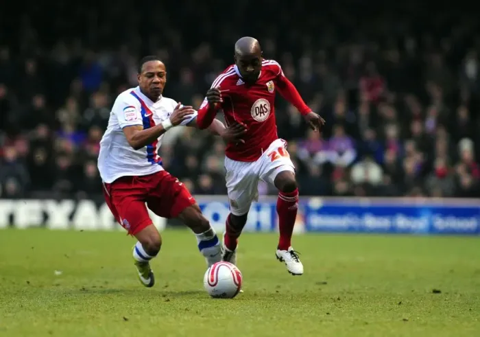 Framed Print : Battling for Supremacy: Jamal Campbell-Ryce vs. Nathaniel Clyne in the 2010 Championship Clash between Bristol City and Crystal Palace
