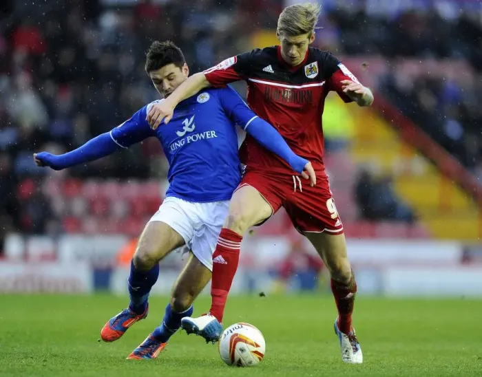 Framed Print : Battling for Supremacy: Jon Stead vs. Matthew James in the Championship Clash between Bristol City and Leicester City