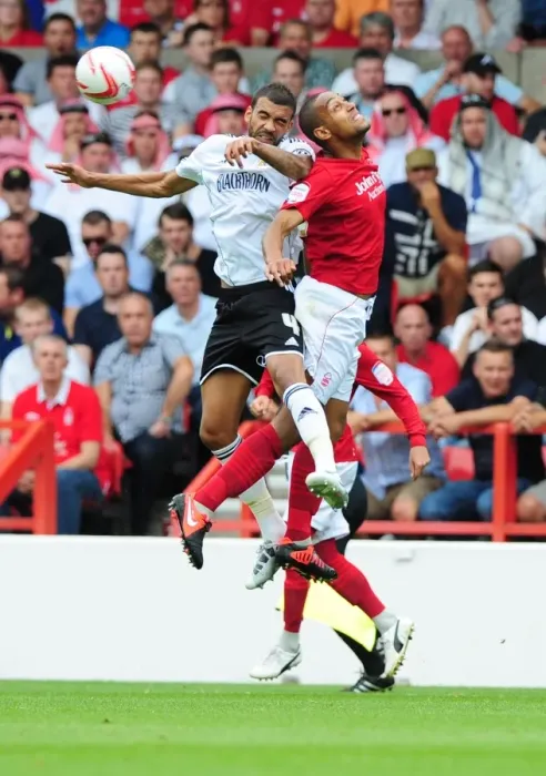 Framed Print : Battling for Supremacy: Liam Fontaine vs. Dexter Blackstock in Nottingham Forest vs. Bristol City Championship Clash