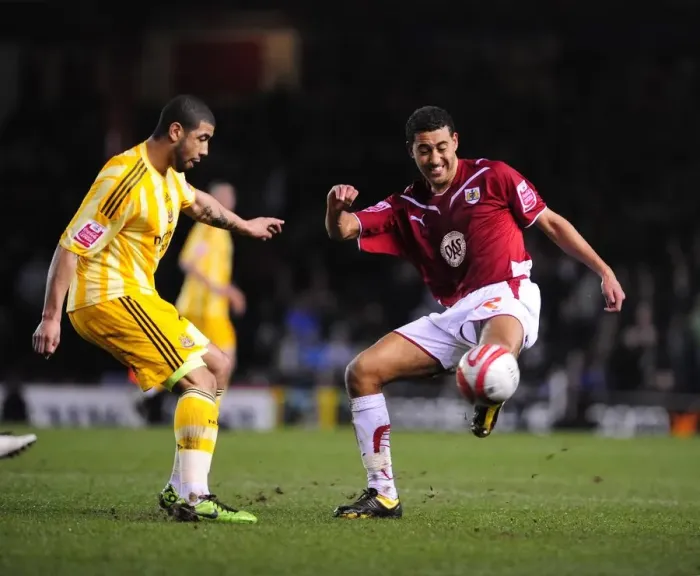 Framed Print : Battling for Supremacy: Nyatanga vs. Best in the 2010 Championship Clash between Bristol City and Newcastle United Framed Print : Battling for Supremacy: Nyatanga vs. Best in the 2010 Championship Clash between Bristol City and Newcastle United