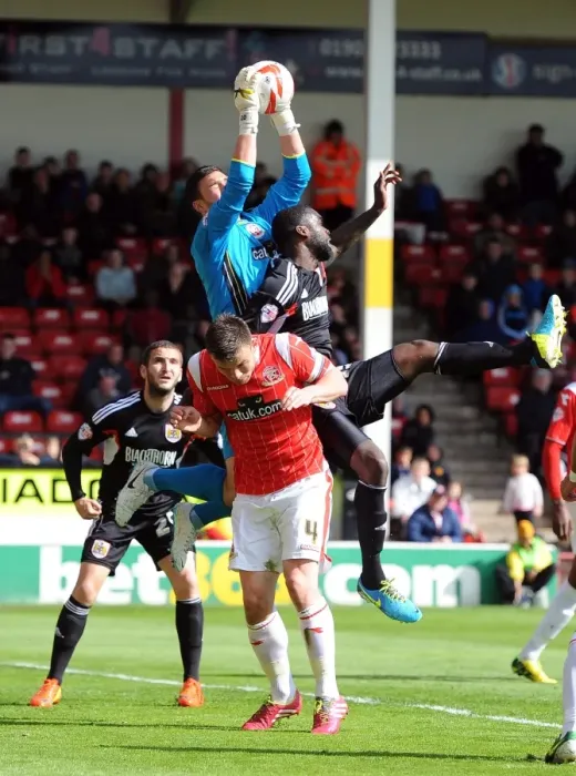 Framed Print : Battling for Supremacy: Osborne vs. O'Donnell in Walsall vs. Bristol City Football Clash