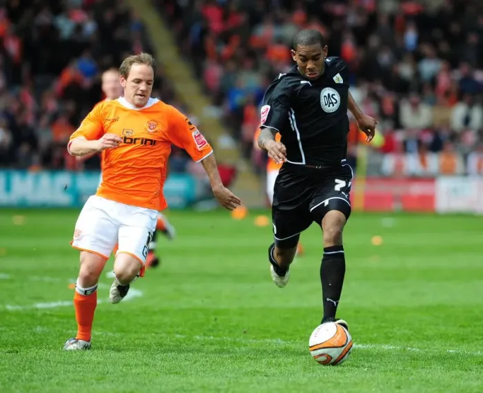 Framed Print : Battling for Supremacy: Vaughan vs. Elliott in the 2010 Championship Clash between Blackpool and Bristol City Framed Print : Battling for Supremacy: Vaughan vs. Elliott in the 2010 Championship Clash between Blackpool and Bristol City