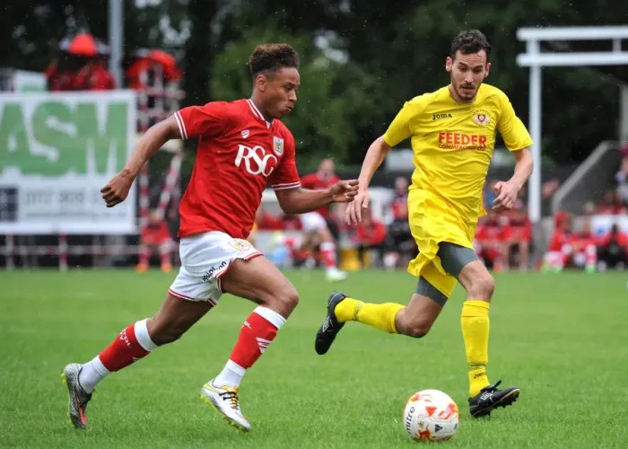 Framed Print : Bobby Reid in Action: Bristol City vs Brislington FC Pre-Season Friendly, 2015 Framed Print : Bobby Reid in Action: Bristol City vs Brislington FC Pre-Season Friendly, 2015