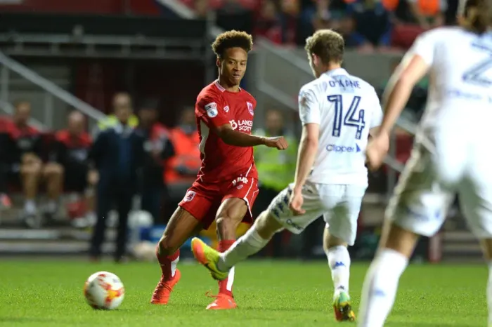 Framed Print : Bobby Reid in Action: Bristol City vs Leeds United, Sky Bet Championship, Ashton Gate Stadium, 2016