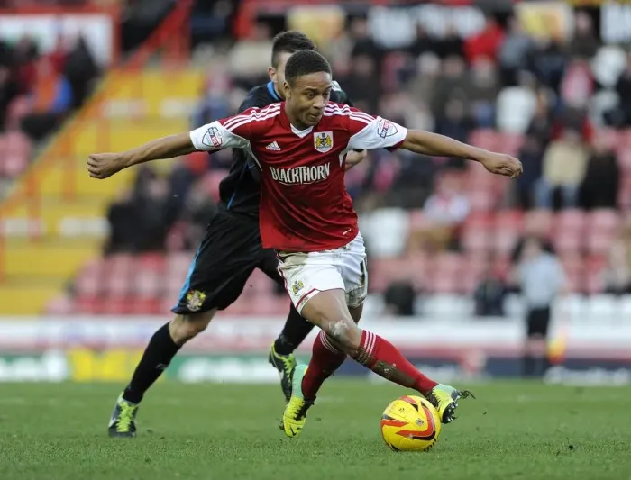 Framed Print : Bobby Reid in Action: Bristol City vs Stevenage, Sky Bet League One, Ashton Gate, 2013 Framed Print : Bobby Reid in Action: Bristol City vs Stevenage, Sky Bet League One, Ashton Gate, 2013