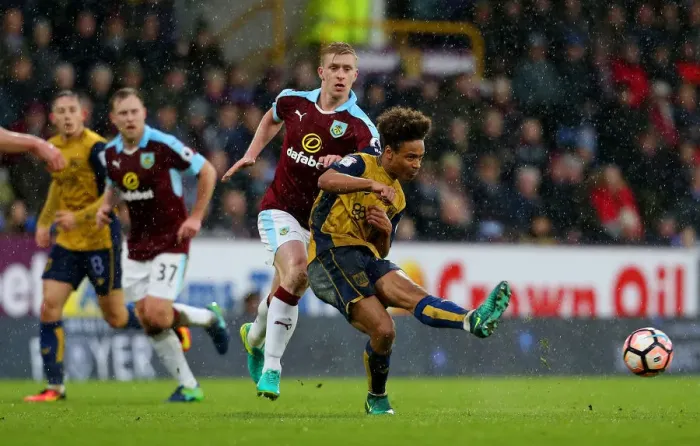 Framed Print : Bobby Reid in Action: Burnley vs. Bristol City, FA Cup Fourth Round, Turf Moor, 2017