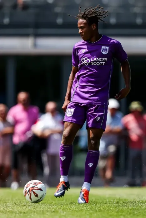Framed Print : Bobby Reid in Action: Guernsey FC vs. Bristol City Pre-season Friendly (09.07.17)
