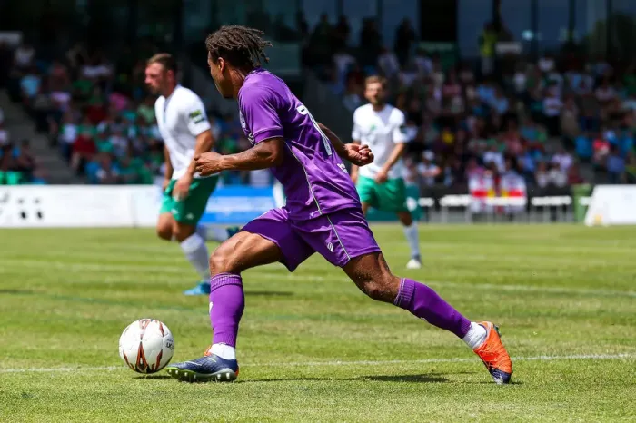 Framed Print : Bobby Reid in Action: Guernsey FC vs. Bristol City Pre-Season Friendly (09.07.17) Framed Print : Bobby Reid in Action: Guernsey FC vs. Bristol City Pre-Season Friendly (09.07.17)