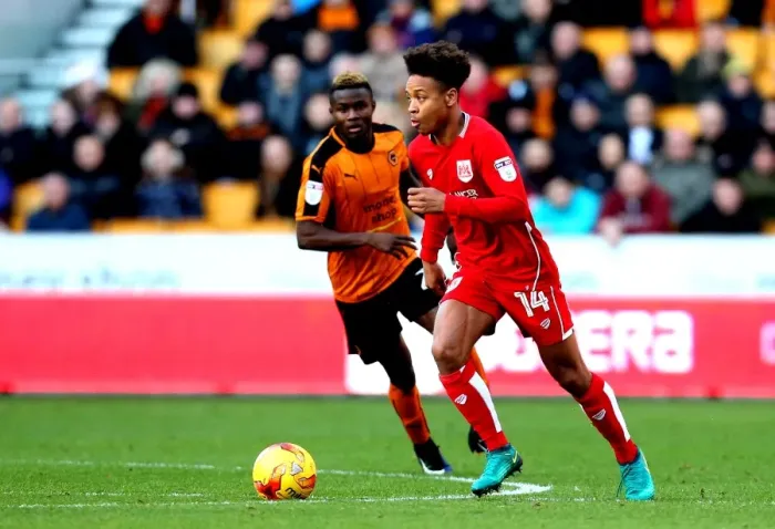 Framed Print : Bobby Reid Charges Forward: Wolverhampton Wanderers vs. Bristol City, Sky Bet Championship (December 2016) Framed Print : Bobby Reid Charges Forward: Wolverhampton Wanderers vs. Bristol City, Sky Bet Championship (December 2016)