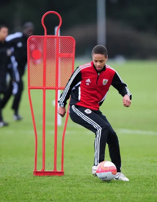 Framed Print : Bobby Reid: Training with Unwavering Focus and Determination at Bristol City Football Club Framed Print : Bobby Reid: Training with Unwavering Focus and Determination at Bristol City Football Club