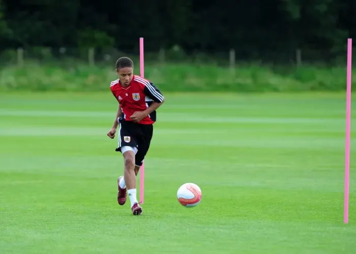 Framed Print : Bobby Reid's Relentless Determination: Pre-Season Training with Bristol City Framed Print : Bobby Reid's Relentless Determination: Pre-Season Training with Bristol City