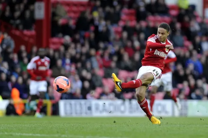 Framed Print : Bobby Reid's Shot at Glory: Bristol City vs. Watford FA Cup Clash, January 2014 Framed Print : Bobby Reid's Shot at Glory: Bristol City vs. Watford FA Cup Clash, January 2014
