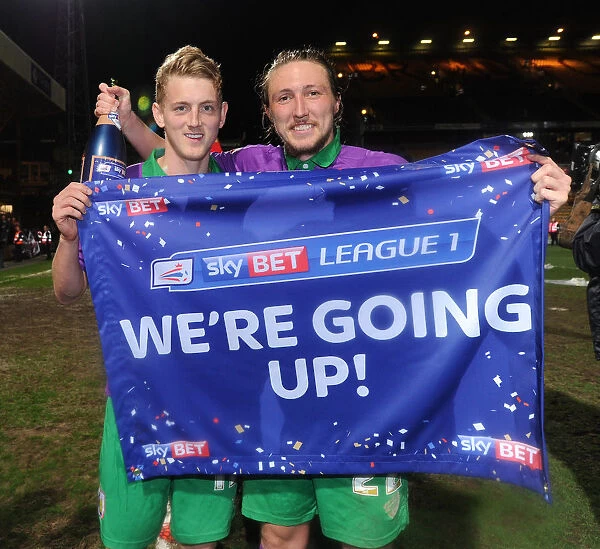 Bradford City vs. Bristol City: George Saville and Luke Ayling Celebrate Promotion to Sky Bet Championship after 0-6 Win