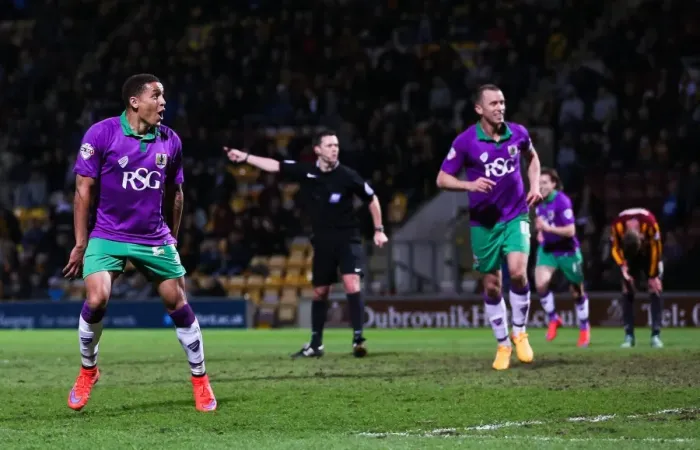 Framed Print : Bradford City vs. Bristol City: James Tavernier Scores Fifth Goal in Promotion Clash