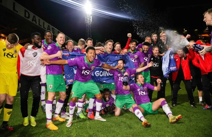 Framed Print : Bradford City's Promotion to Sky Bet League One: The Triumphant Moment of Celebration (Bradford City vs. Bristol City)