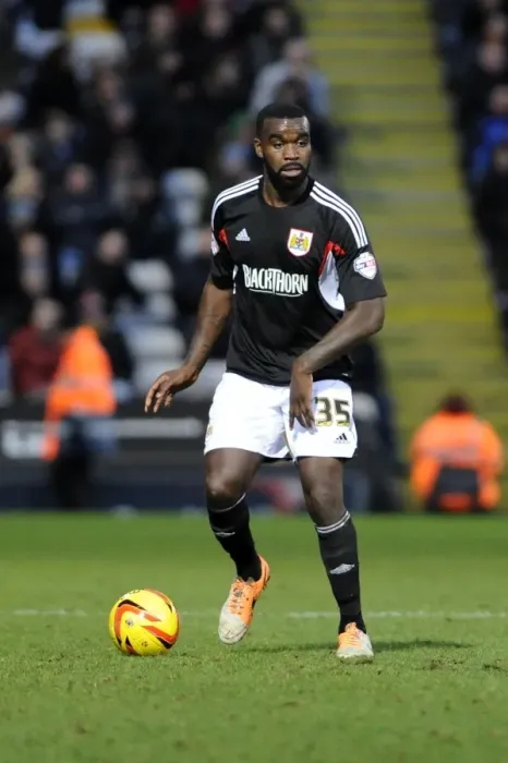 Framed Print : Bradford vs. Bristol City: Karleigh Osborne in Action, Sky Bet League One, 2014 Framed Print : Bradford vs. Bristol City: Karleigh Osborne in Action, Sky Bet League One, 2014