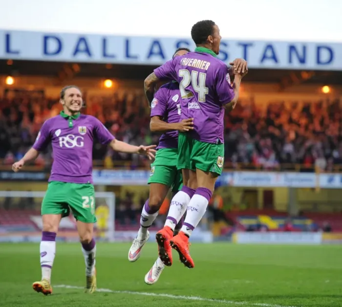 Framed Print : Bradford vs. Bristol City: Tavernier and Smith's Celebratory Moment Amidst Intense Promotion Battle