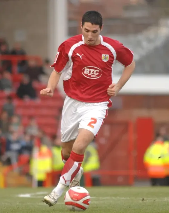Framed Print : Bradley Orr in Action: Bristol City vs Colchester United Framed Print : Bradley Orr in Action: Bristol City vs Colchester United