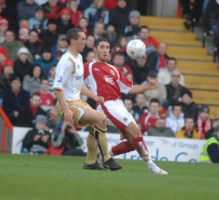 Framed Print : Bradley Orr in Action: Bristol City vs Middlesbrough Framed Print : Bradley Orr in Action: Bristol City vs Middlesbrough