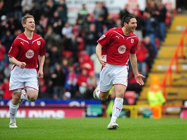 Bradley Orr's Euphoric Goal Celebration: Bristol City vs. Nottingham Forest (Championship, 03 / 04 / 2010)