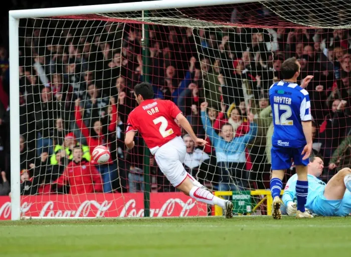 Framed Print : Bradley Orr's Game-Winning Goal: Bristol City vs. Doncaster Rovers