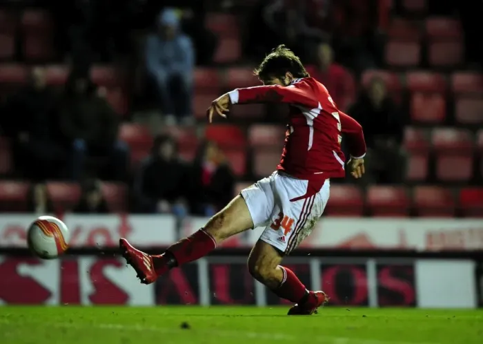 Framed Print : Brett Pitman Scores: Thrilling Moment as Bristol City Takes on Leicester City at Ashton Gate Stadium