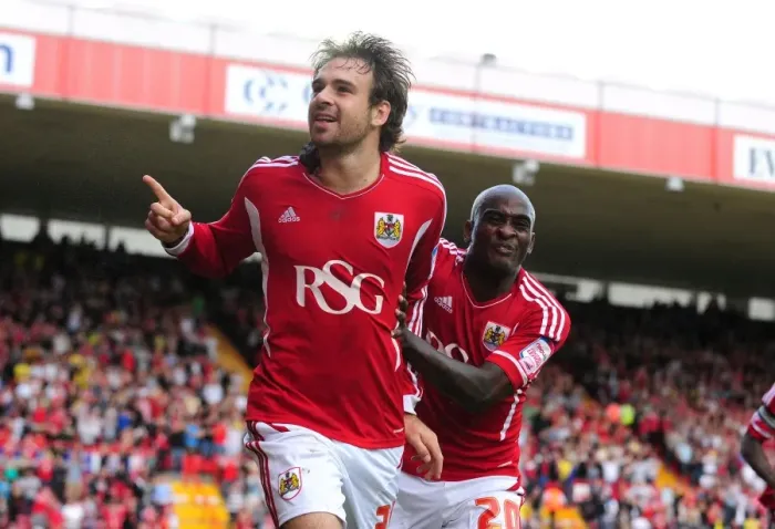 Framed Print : Brett Pitman's Dramatic Equalizer: A Championship Thriller at Ashton Gate - September 2011 (Bristol City vs. Hull City)