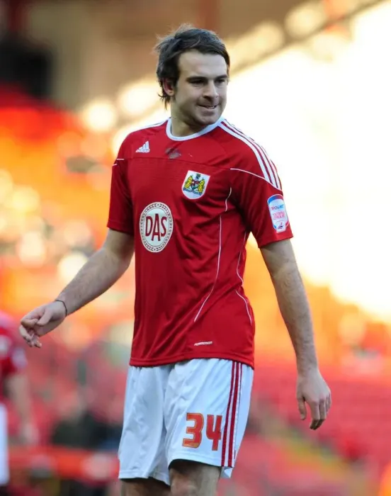 Framed Print : Brett Pitman's FA Cup Battle: Bristol City vs. Sheffield Wednesday (08.01.11) Framed Print : Brett Pitman's FA Cup Battle: Bristol City vs. Sheffield Wednesday (08.01.11)