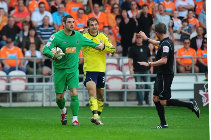 Framed Print : Brett Pitman's Slip: Gilks Saves the Day for Blackpool against Bristol City (League Cup, 01 / 10 / 2011) Framed Print : Brett Pitman's Slip: Gilks Saves the Day for Blackpool against Bristol City (League Cup, 01 / 10 / 2011)