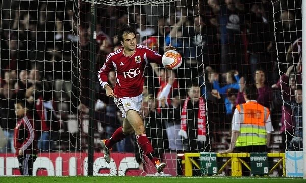 Brett Pitman's Thrilling Goal Celebration: Bristol City vs. Reading, Championship 2011