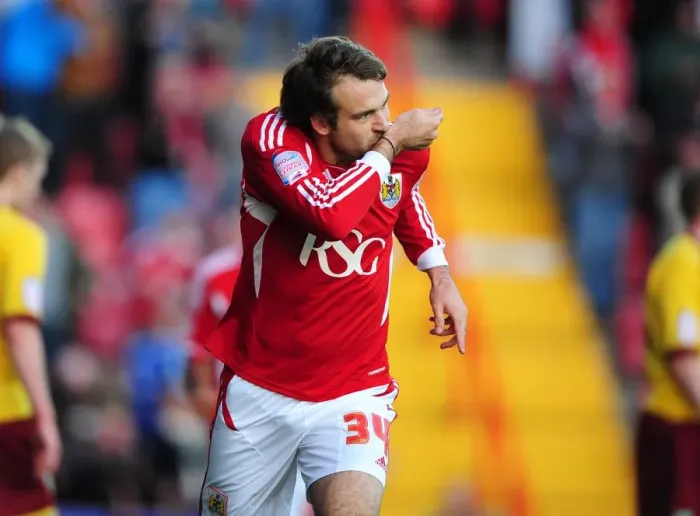 Framed Print : Brett Pitman's Thrilling Goal Celebration: Bristol City vs. Burnley (Championship, 2011) Framed Print : Brett Pitman's Thrilling Goal Celebration: Bristol City vs. Burnley (Championship, 2011)