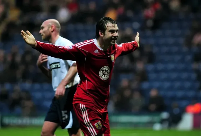 Framed Print : Brett Pitman's Thrilling Goal Celebration: Preston North End vs. Bristol City (Championship, 2011)