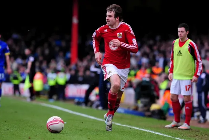 Framed Print : Brett Pitman's Thrilling Goal: Championship Clash between Bristol City and Leeds United (12 / 02 / 2011) Framed Print : Brett Pitman's Thrilling Goal: Championship Clash between Bristol City and Leeds United (12 / 02 / 2011)