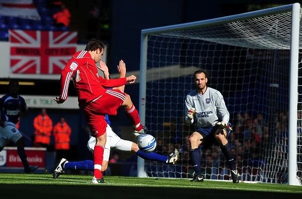 Brett Pitman's Thwarted Goal: A Near Miss for Bristol City in the Championship Clash against Ipswich Town (August 2010)