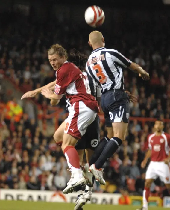 Framed Print : Brian Wilson in Action: Bristol City vs. West Brom