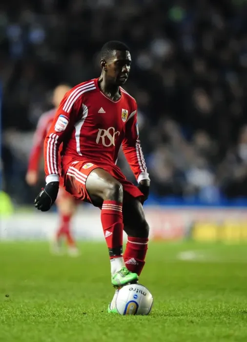 Framed Print : Brighton vs. Bristol City: Yannick Bolasie in Championship Action (14 / 01 / 2012) Framed Print : Brighton vs. Bristol City: Yannick Bolasie in Championship Action (14 / 01 / 2012)