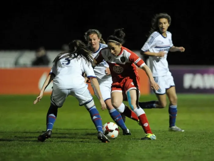 Framed Print : Bristol Academy's Laura Del Rio Garcia vs. Hannah Blundell in FA WSL Clash Framed Print : Bristol Academy's Laura Del Rio Garcia vs. Hannah Blundell in FA WSL Clash