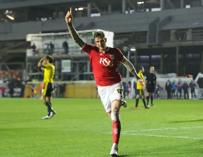 Framed Print : Bristol City: Aden Flint and Wes Burns Celebrate Unison Goal vs. Middlesbrough (Sky Bet Championship, 16 / 01 / 2016) Framed Print : Bristol City: Aden Flint and Wes Burns Celebrate Unison Goal vs. Middlesbrough (Sky Bet Championship, 16 / 01 / 2016)