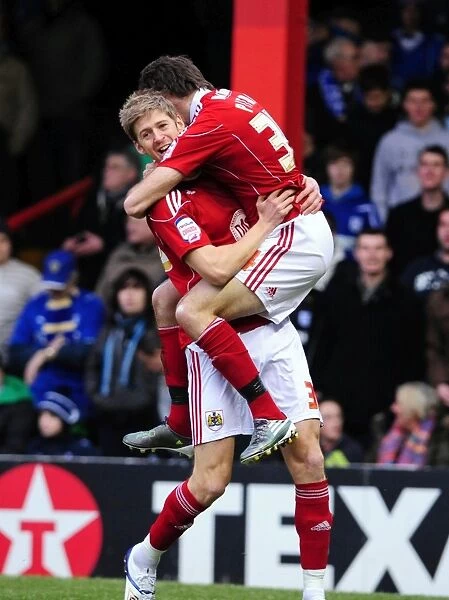 Bristol City: Brett Pitman and Jon Stead Celebrate Championship Goal Against Cardiff City (01.01.2011)