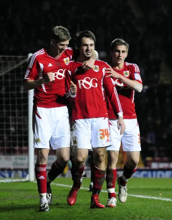Framed Print : Bristol City: Brett Pitman's Goal Celebration with Team Mates vs Leicester City (2012) Framed Print : Bristol City: Brett Pitman's Goal Celebration with Team Mates vs Leicester City (2012)
