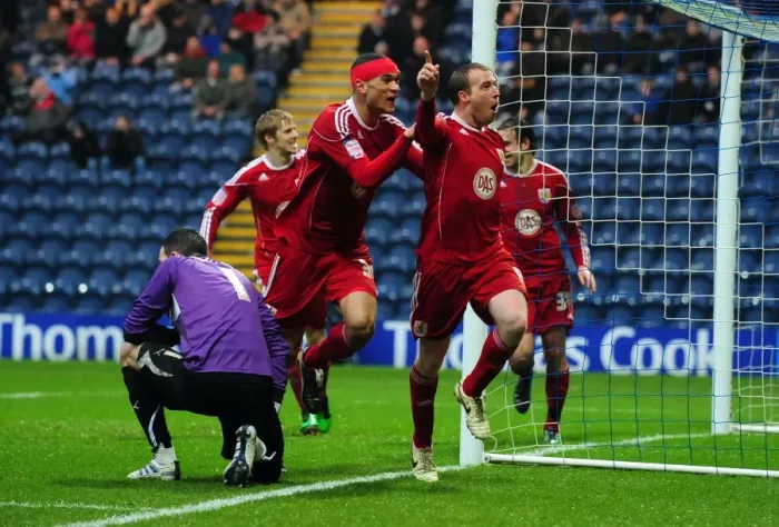 Framed Print : Bristol City Celebrate David Clarkson's Goal Against Preston North End (05 / 02 / 2011, Championship)