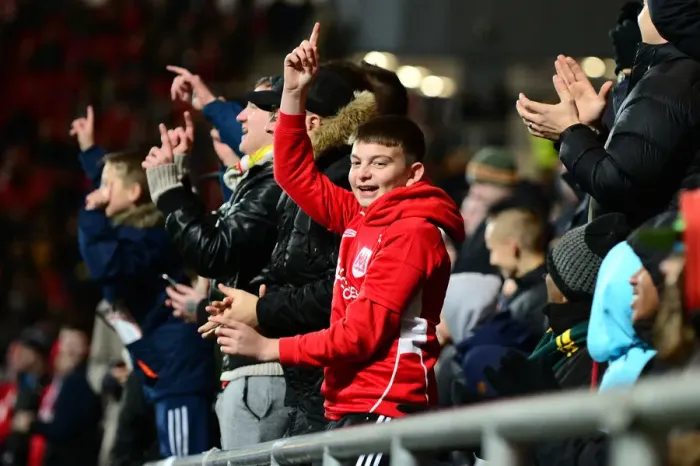 Framed Print : Bristol City Celebrate Glory: Thrilling Moment at Ashton Gate Against Ipswich Town (Sky Bet Championship)