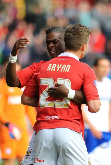 Framed Print : Bristol City Celebrate Own Goal by Chesterfield's Ian Evatt Framed Print : Bristol City Celebrate Own Goal by Chesterfield's Ian Evatt