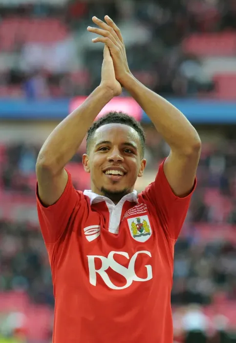 Framed Print : Bristol City Celebrate Johnstone Paint Trophy Victory: Korey Smith Honors Fans Support Framed Print : Bristol City Celebrate Johnstone Paint Trophy Victory: Korey Smith Honors Fans Support