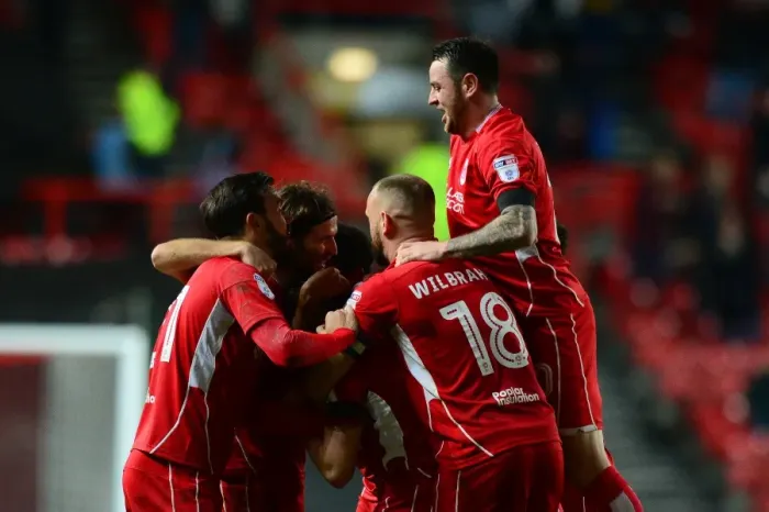 Framed Print : Bristol City Celebrate Luke Freeman's Goal Against Ipswich Town (03 / 12 / 2016) Framed Print : Bristol City Celebrate Luke Freeman's Goal Against Ipswich Town (03 / 12 / 2016)