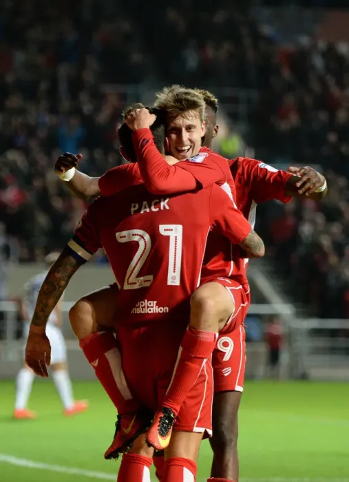 Framed Print : Bristol City Celebrate Marlon Pack's Goal Against Leeds United, September 2016 - Ashton Gate Stadium